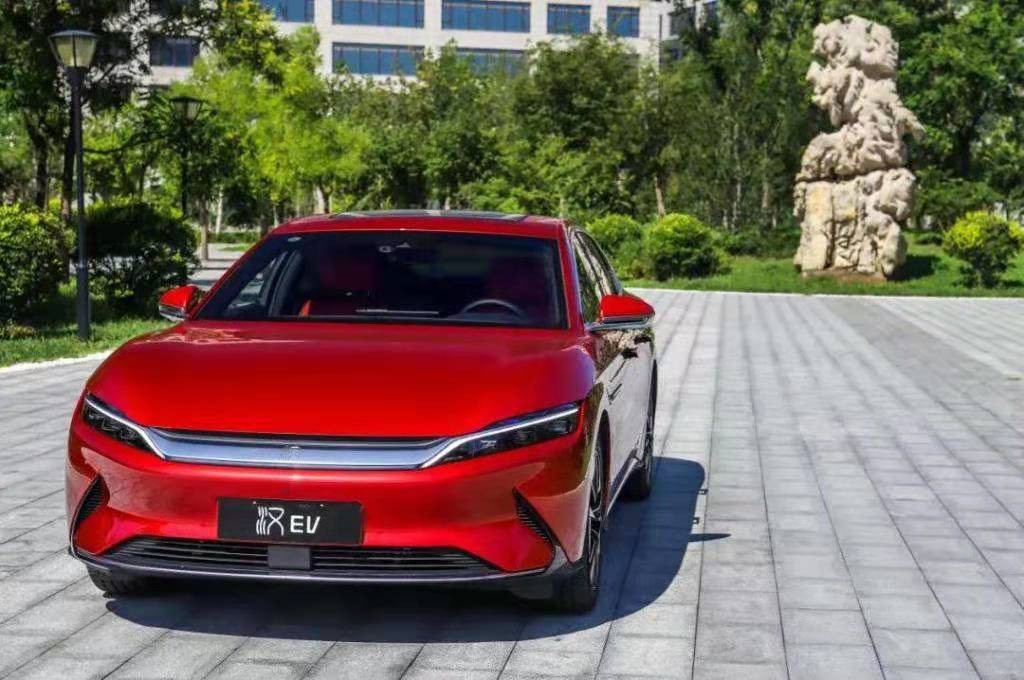 The advantages and slots of the BYD Han EV with a battery life of 605km ...