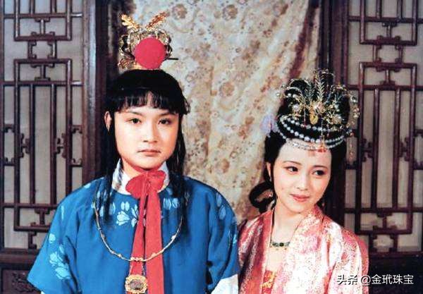 璎珞你戴过吗 它是 红楼梦 里贾宝玉戴的项圈 来源于印度 资讯咖