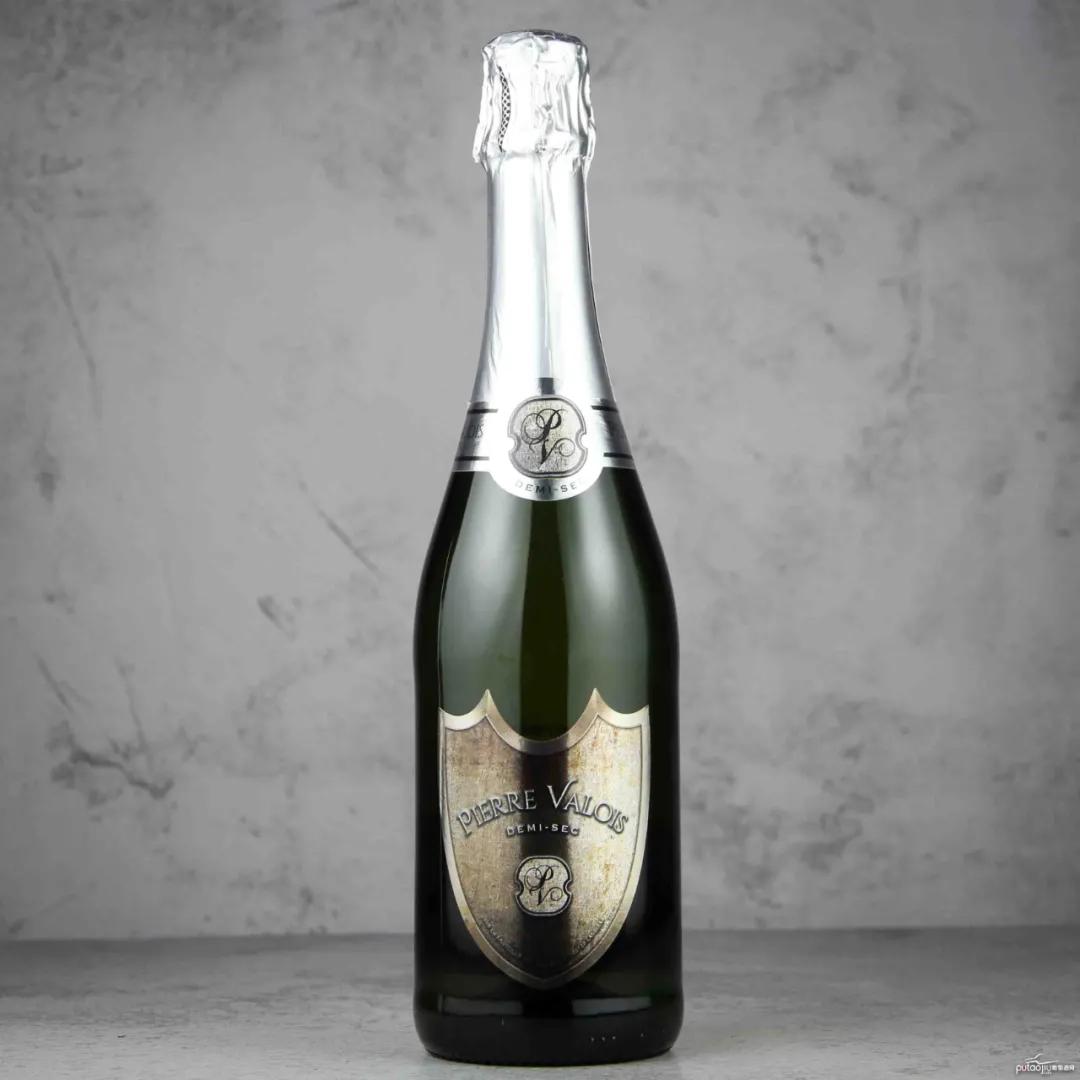 Sparkling wine, what we should buy most is not champagne... iNEWS