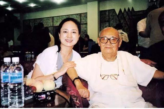 坎坷张金玲：电影遭禁演，为爱忍痛息影却换来离婚，如今怎么样了