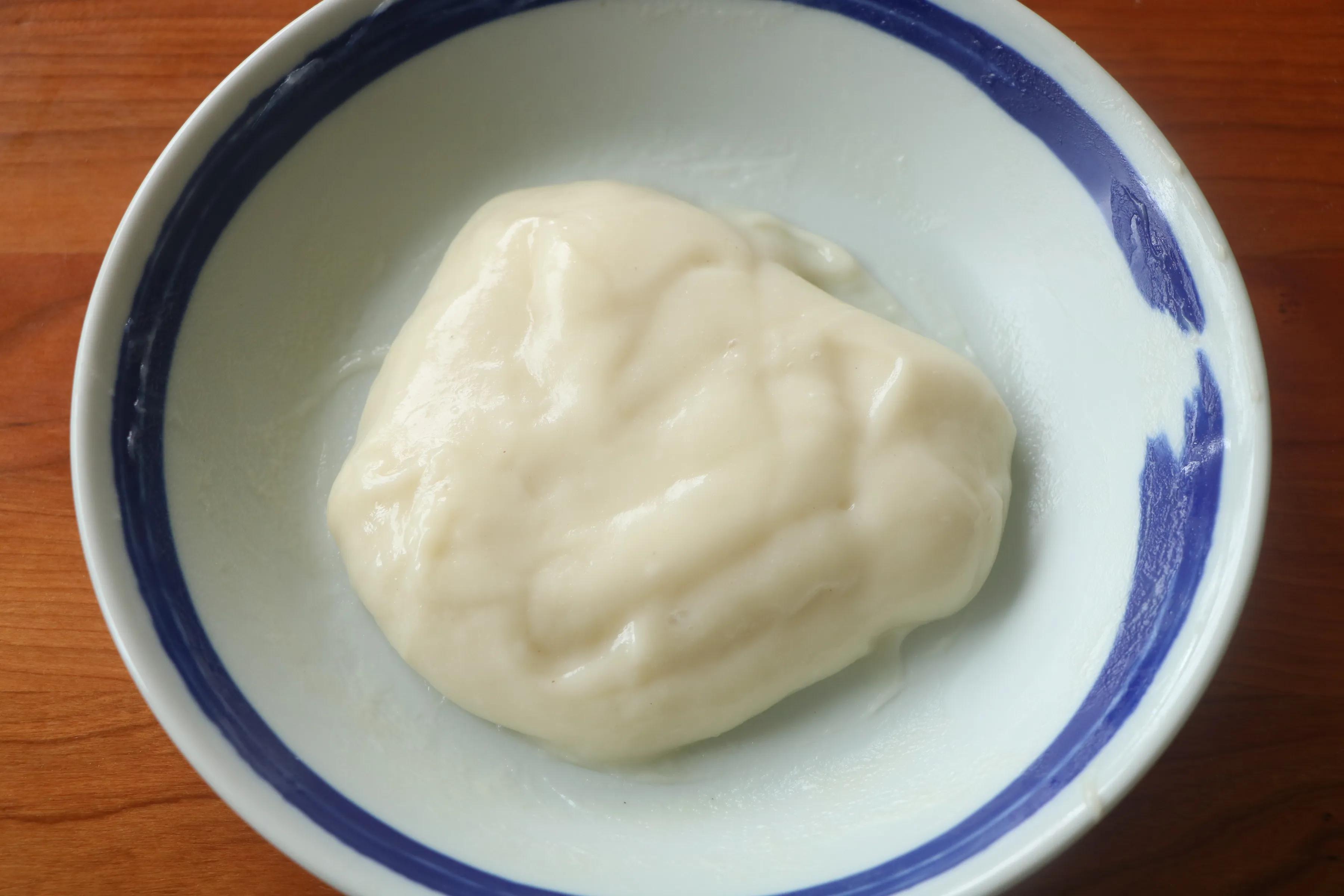 豪华版拉丝蛋黄酥，咬一口根本停不下来，教你不破酥不爆口的技巧