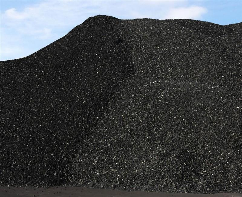 贺兰山煤层自燃三百年，每年损失近10亿，这是大自然的报复吗？