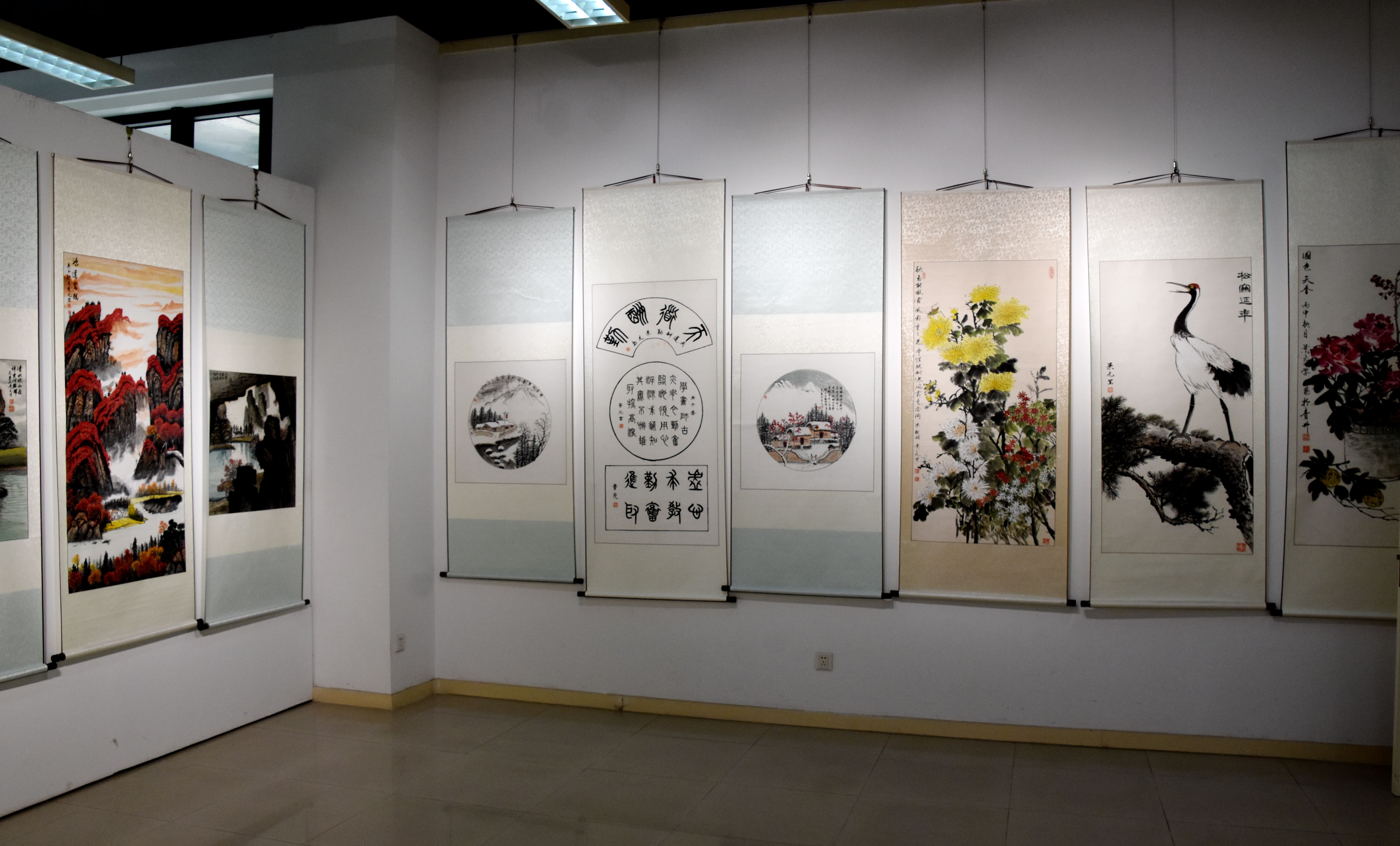 庆“十·一”七人书画作品展在郭味蕖美术馆隆重开幕