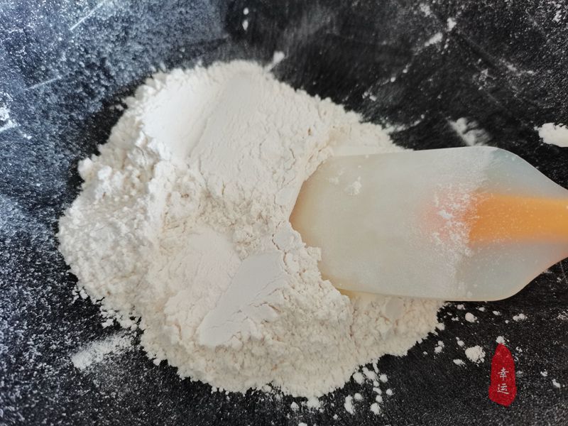 女神節的甜品製作完成，心情暢快如花，外酥內糯層次豐富