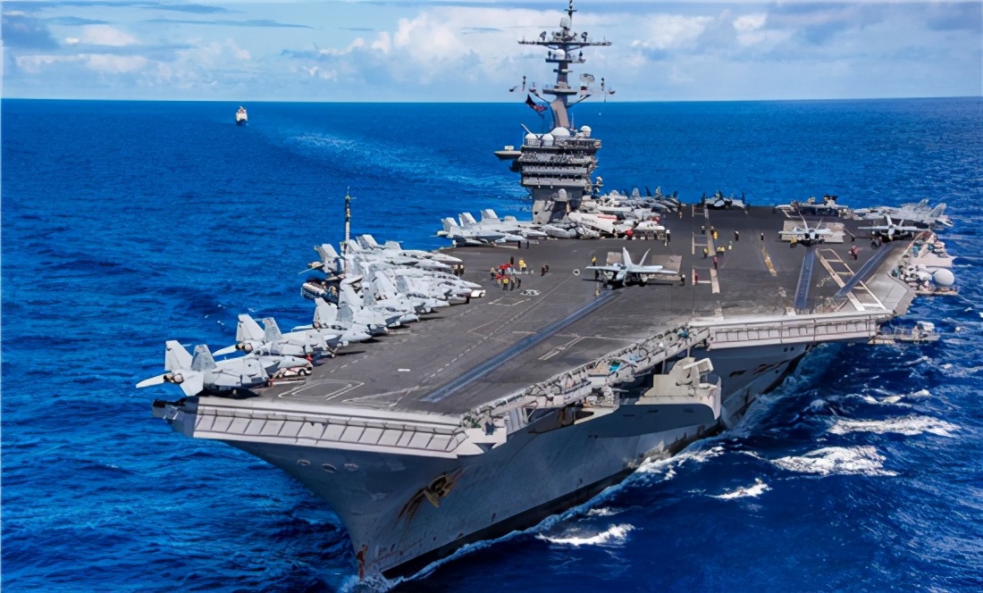 伊朗遲遲沒動作，特朗普有些急了，兩架B-52在海灣上空盤旋36小時