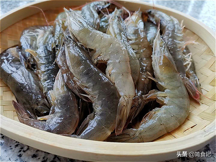 为什么广东人做白灼虾，又鲜又嫩没腥味，原来答案在这里，涨知识