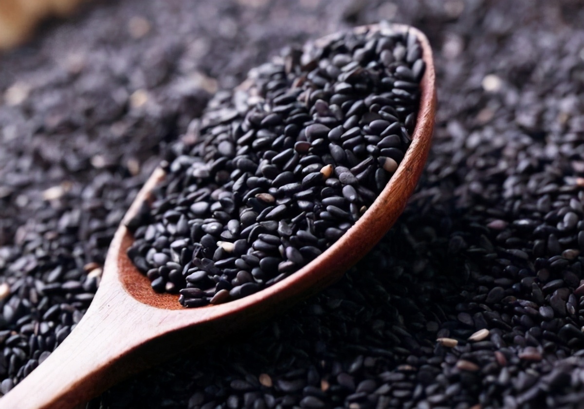 更年期女性的好補藥，其實是植物性雌激素食物，這裡給你列舉5種