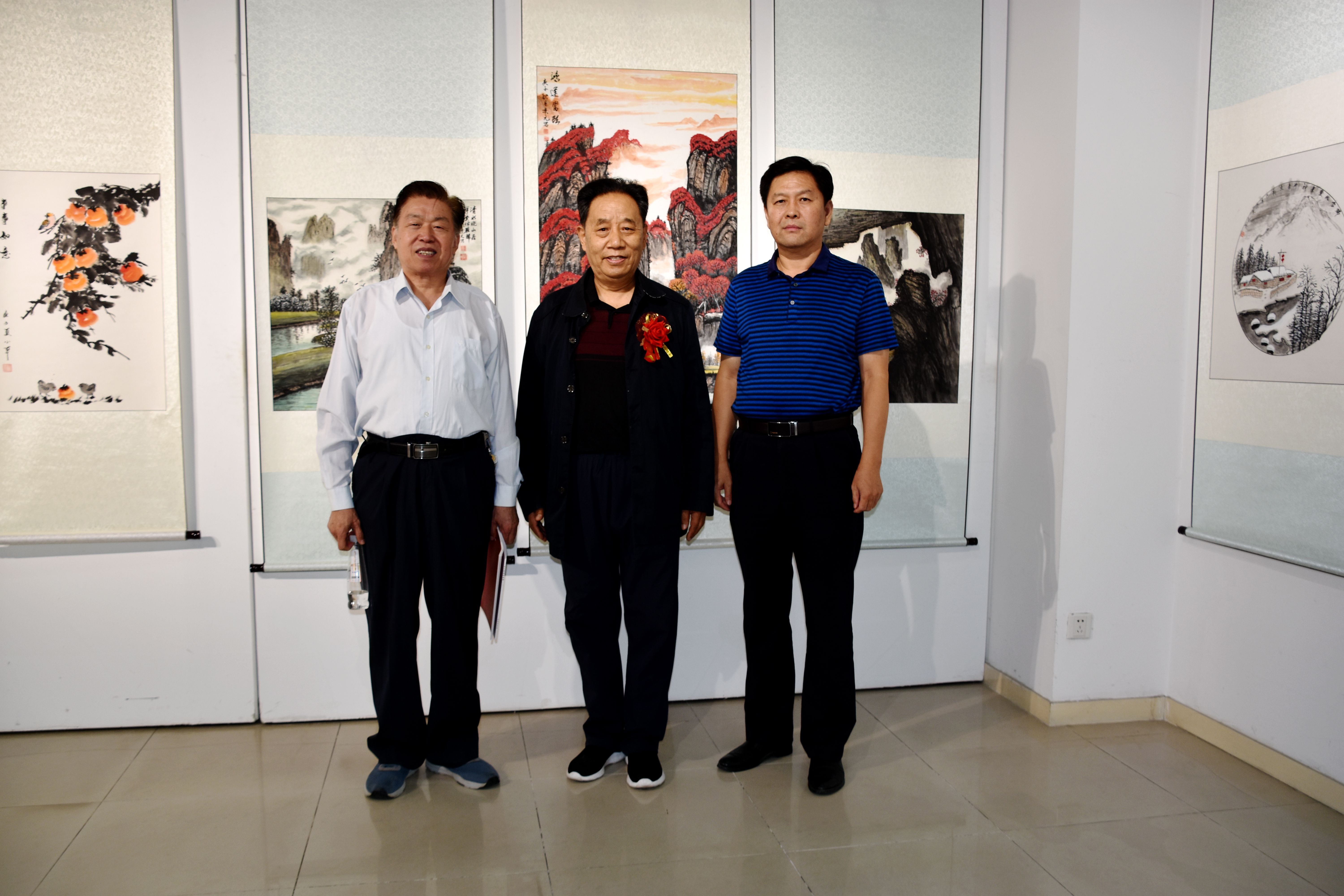 庆“十·一”七人书画作品展在郭味蕖美术馆隆重开幕