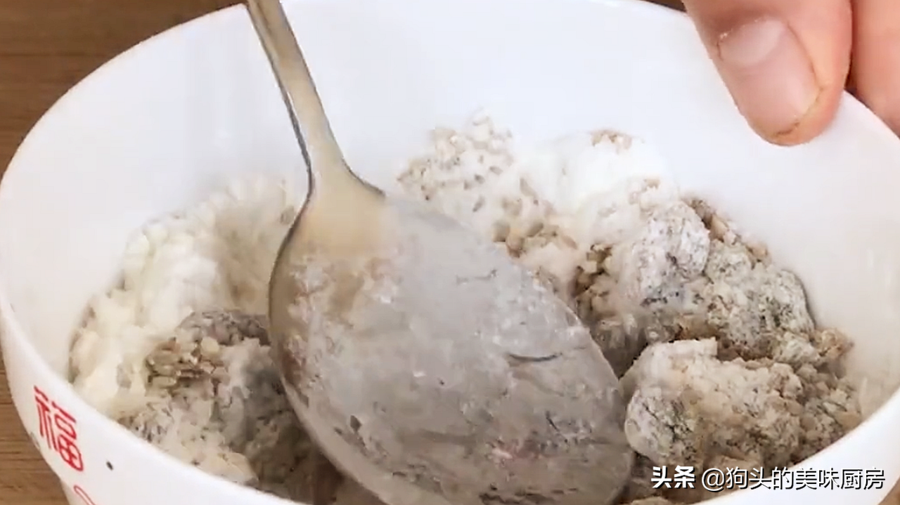 春天多吃紅薯，試試這個做法，口感鬆軟香甜，外面買不到