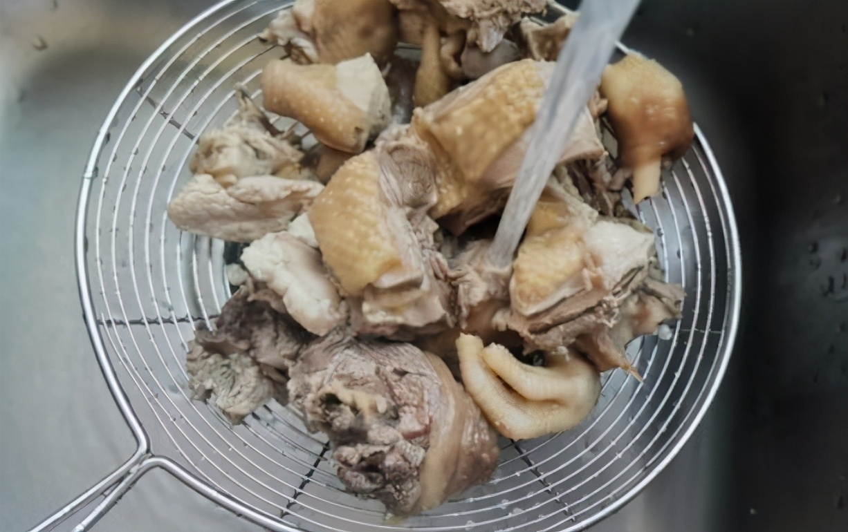 圖片[9]-燉雞湯的5個(gè)技巧 清亮不腥-起舞食譜網(wǎng)