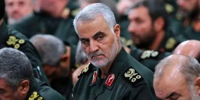 美国敢杀伊朗高官苏莱曼尼，为啥不敢对哈梅内伊动手？