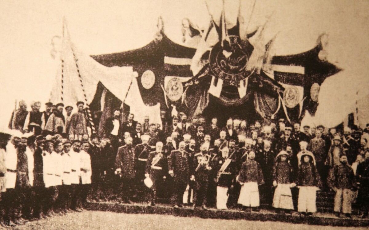 Why is Tsarist Russia stronger than the Qing Dynasty?Who is strong and