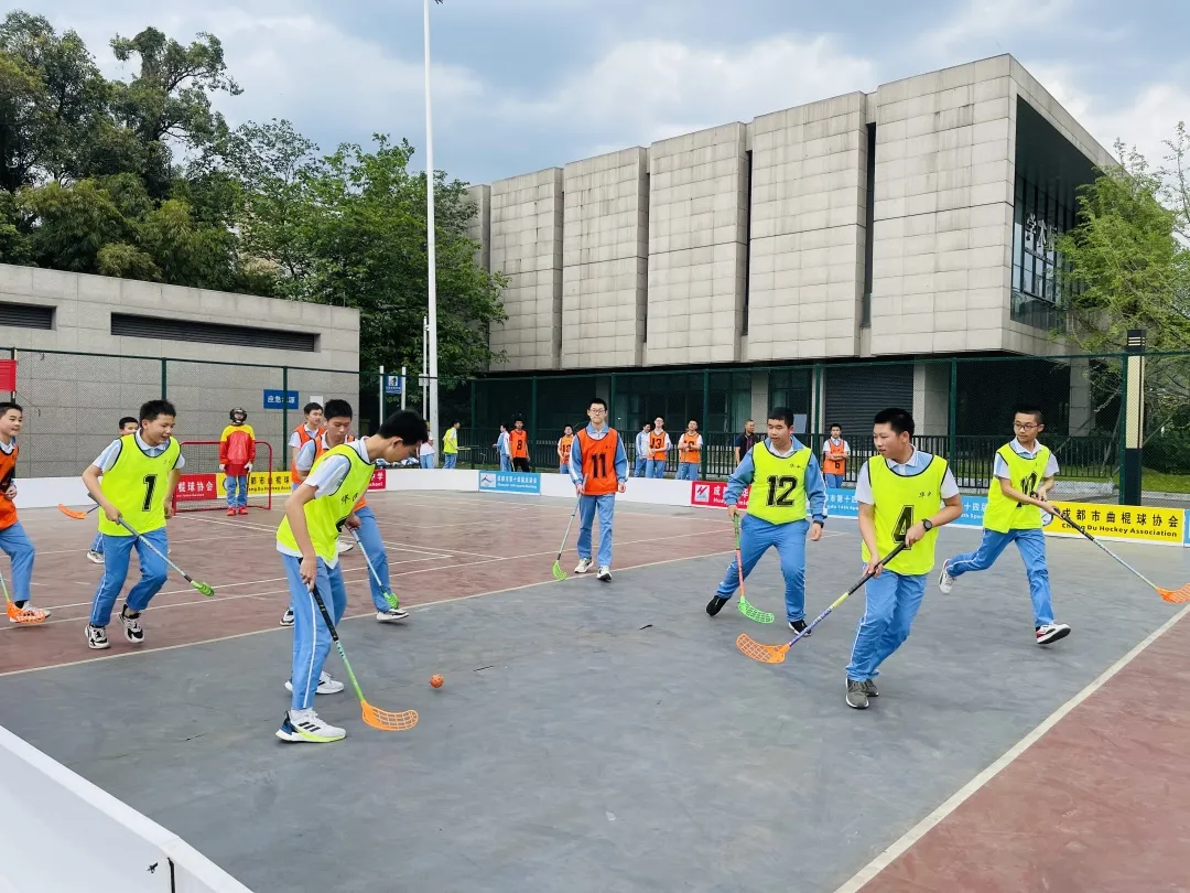 育人育心五育融合--新区中小学课后服务工作现场会在华阳中学召开