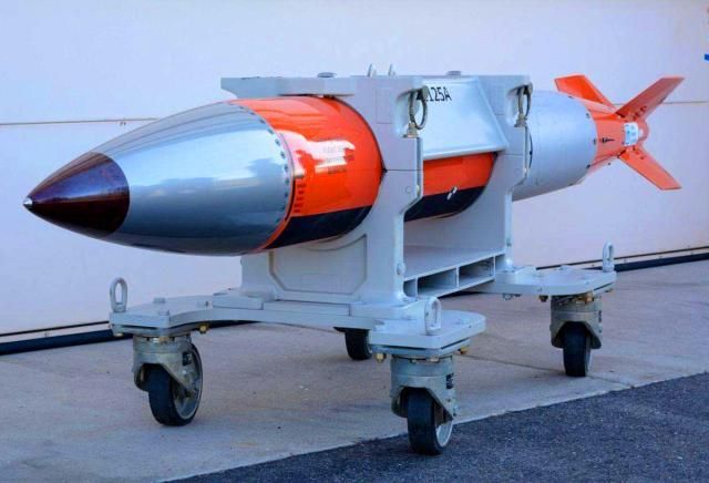1500枚核弹够用吗？第4代全新核武器获得突破：有望一举弯道超车