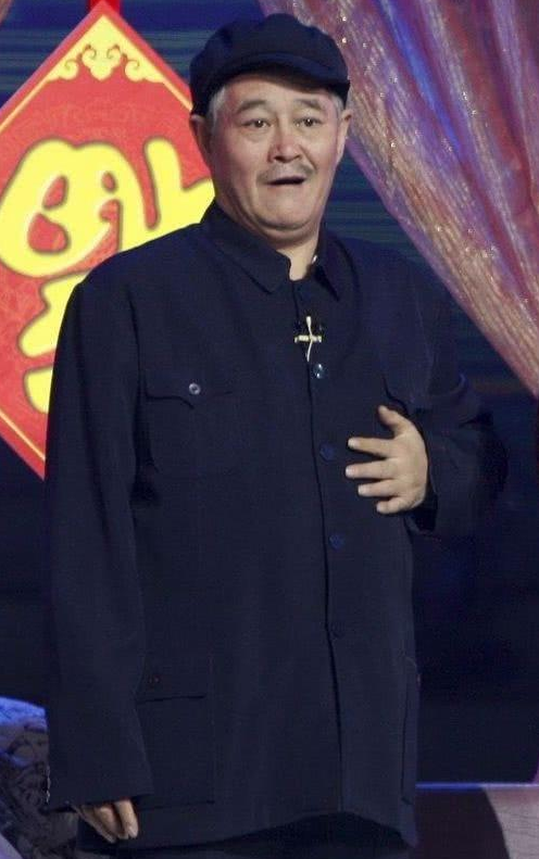 成龙老了，周润发老了，赵本山老了，唯有他65还像小伙子一样