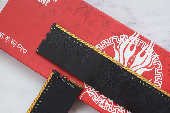 国产内存崛起，全自主研发颗粒，光威弈Pro DDR4 3000MHz内存评测