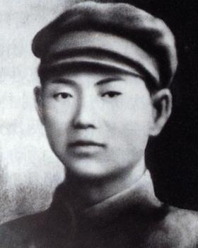 抗战时，将军吃饭时发现一只"鸟"，丢其