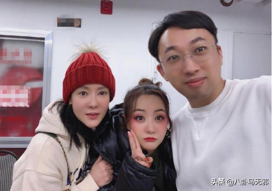 拒绝张艺谋，0绯闻让狗仔爬树，万年女二何日才能迎来“爆红