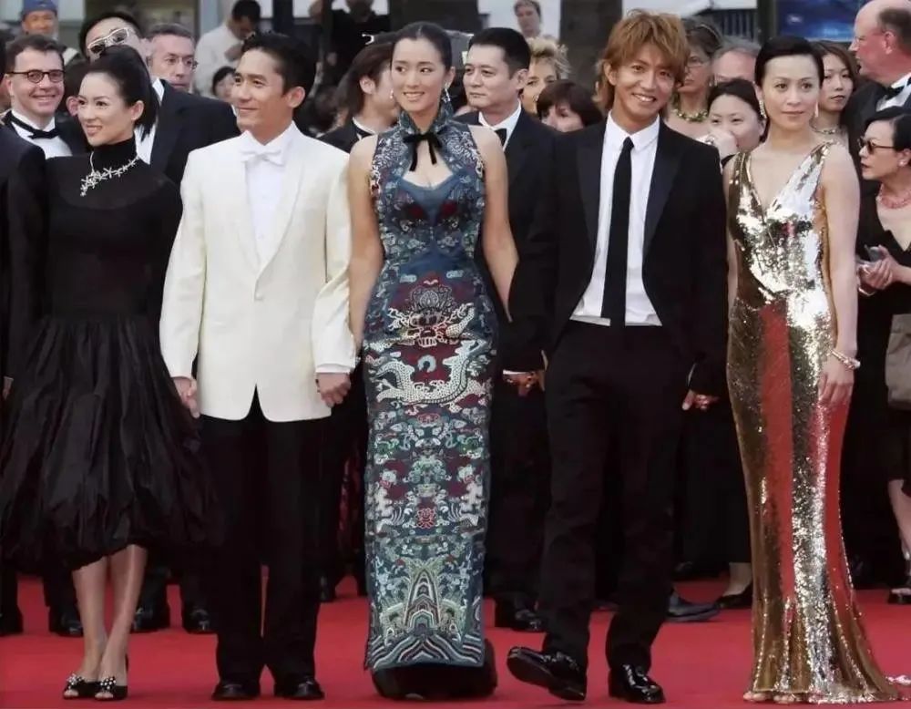 穿旗袍去奥斯卡的巩俐，才是红毯鄙视链的王者