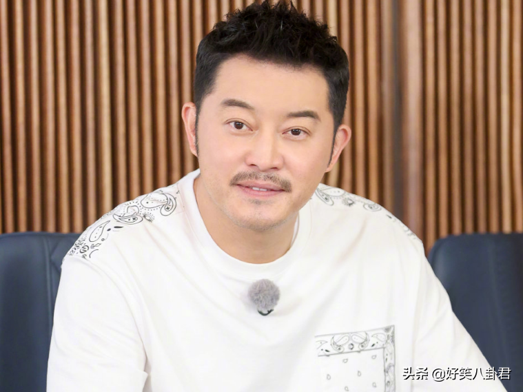 胡可晒安吉小鱼儿贴名牌照，观众以为去录《跑男》，沙溢忙澄清