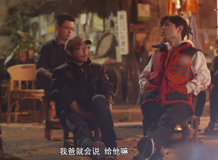 肖战阐述原生家庭：爸爸内敛、妈妈唠叨，却养