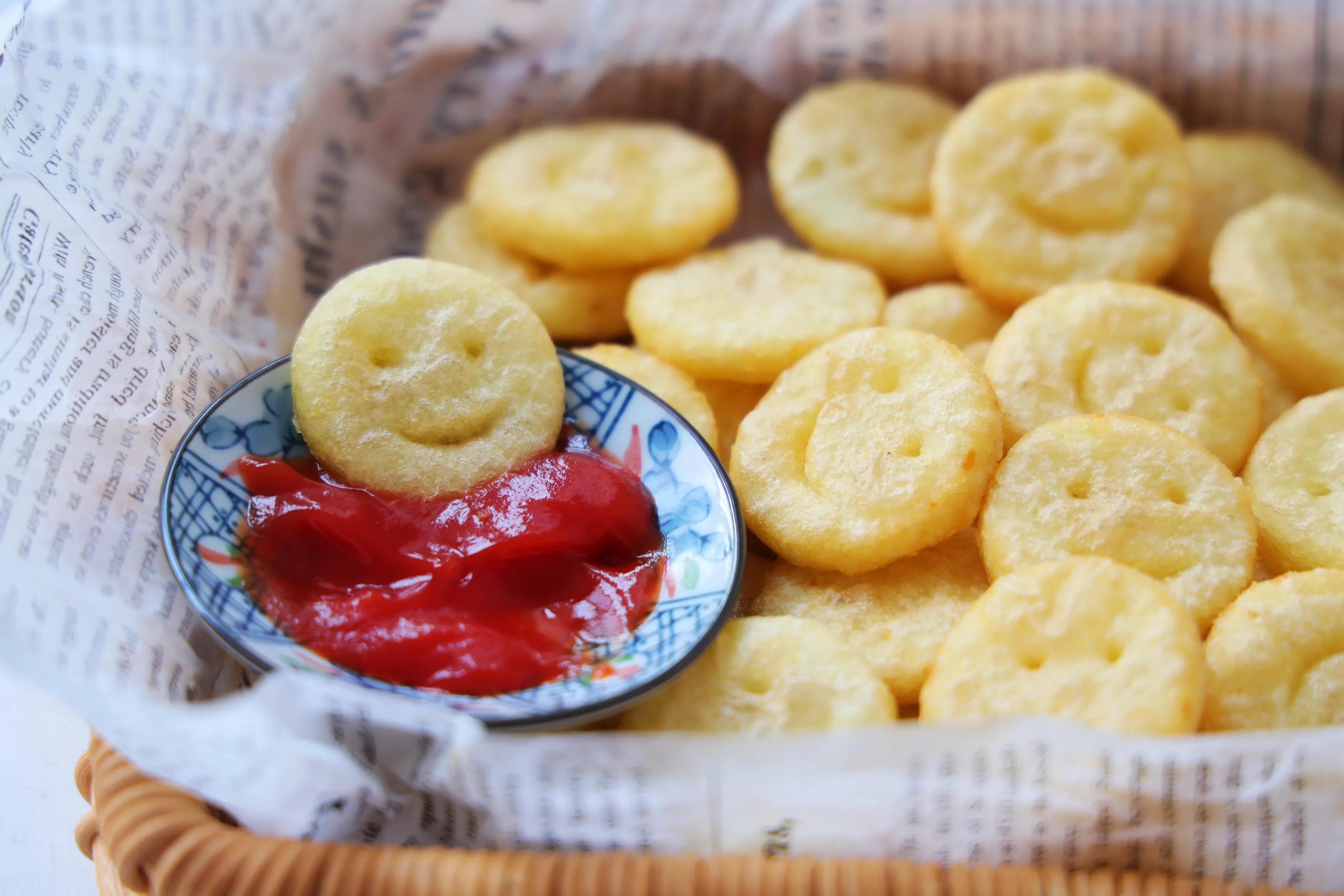 飯店的笑臉土豆，原來是這樣做的，特簡單，一口一個真好吃！