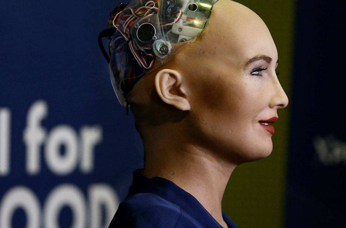 全球首个获得公民身份的机器人，却扬言“毁灭