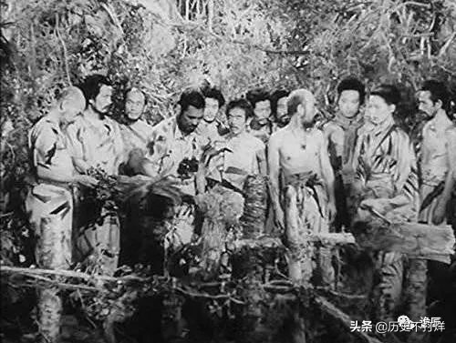 女子在岛上受到32个日本兵的非人待遇，人性究竟能有多黑暗