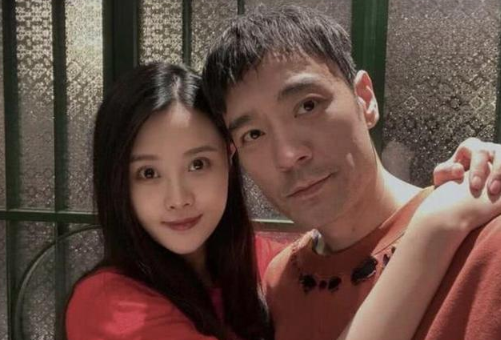 闪婚又闪离的郝蕾，35岁嫁刘烨生双胞胎撞脸新男友，是巧合？