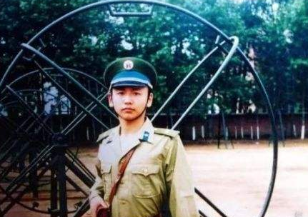 王伟牺牲后，他的妻儿如今过得怎样？国家的做