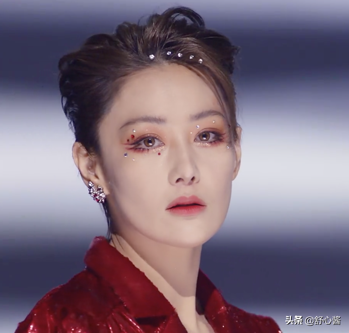 《浪姐2》：那英委屈哭泣，打了多少综艺剧本的脸？
