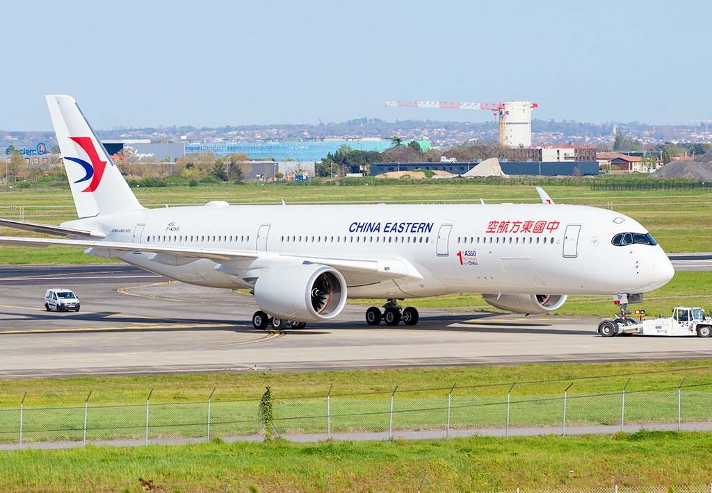 Why do airplanes prefer to use millions of rivets instead of welding?I finally understand after