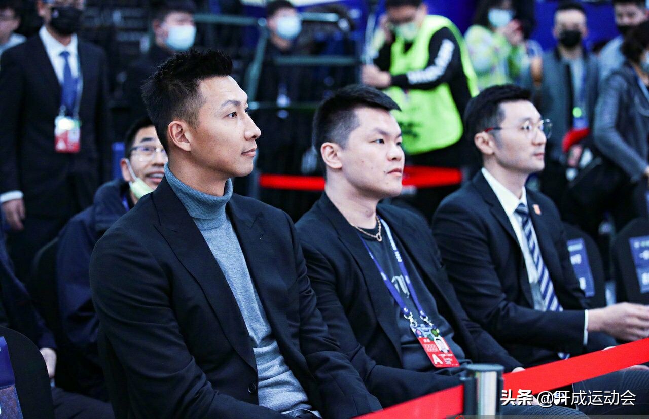 Win a ball to seize MVP: Wu Qian 23 minutes of 5 secondary attack! Hu Mingxuan 3 minutes of king, zhang Zhenlin buckles basket king