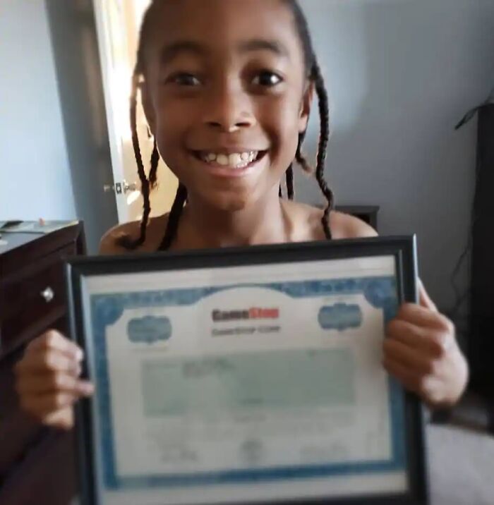 一位10岁的孩子参与收割华尔街空头行动并收获