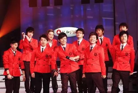 吴雅婷发文否认王栎鑫出轨！为什么大众就不相