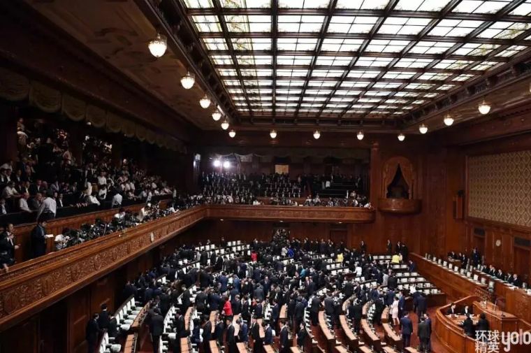 麻生家族与鸠山家族延续几代的恩怨情仇