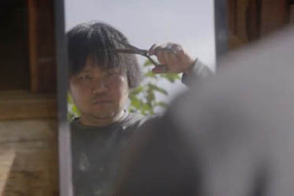十几年前她受欢迎程度堪比赵丽颖，被大陆封杀沉寂多年现收视夺冠