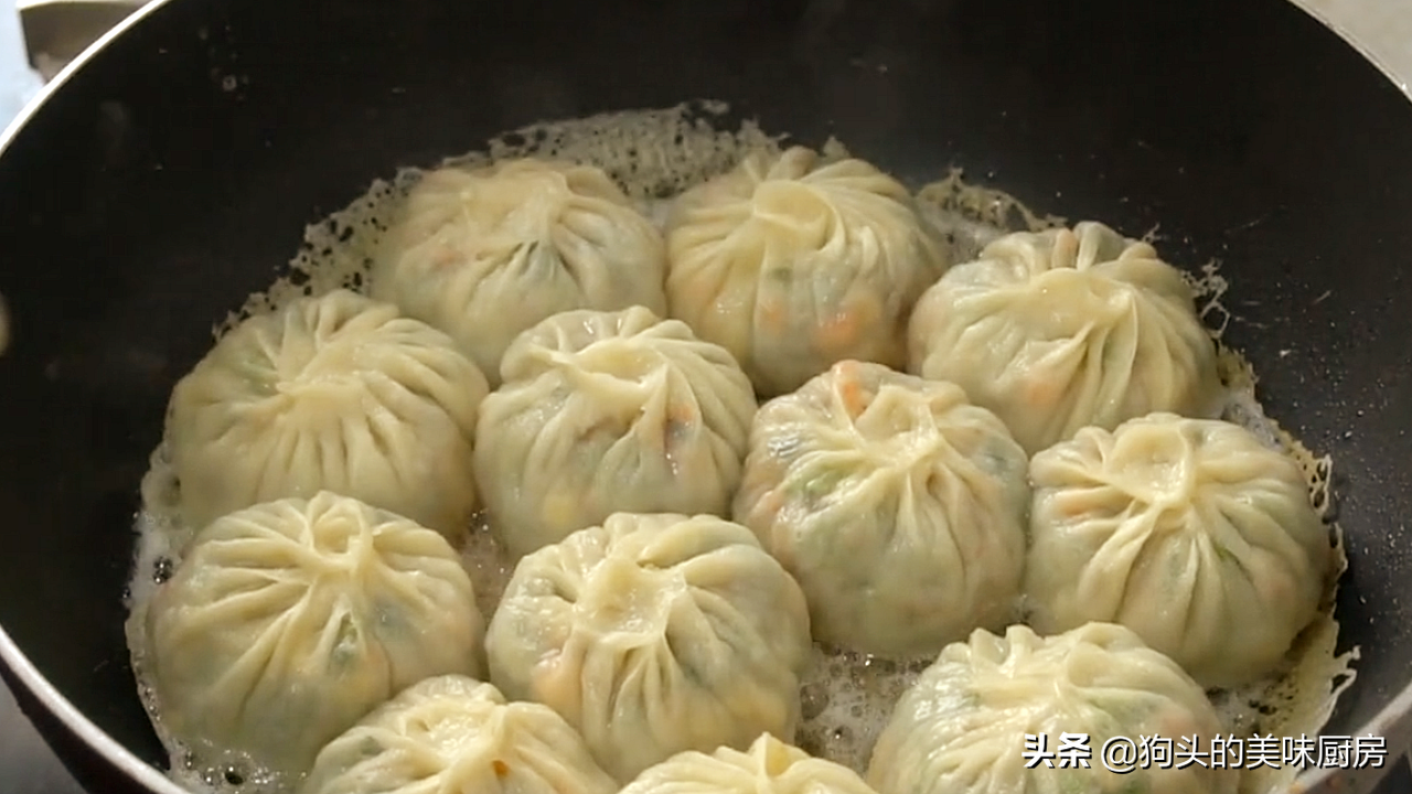 春天多吃菠菜，學會這種做法，孩子隔三差五要吃，上桌就光盤