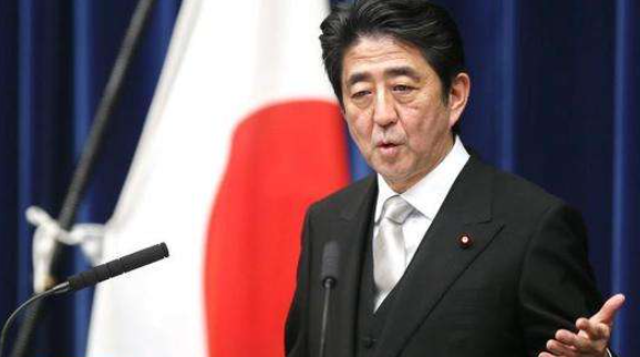 日本跟美国狼狈为奸，中国不再忍耐，日本民众反对安倍