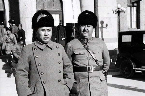 抗日战争中日寇侵占山西与河南后，为什么没有