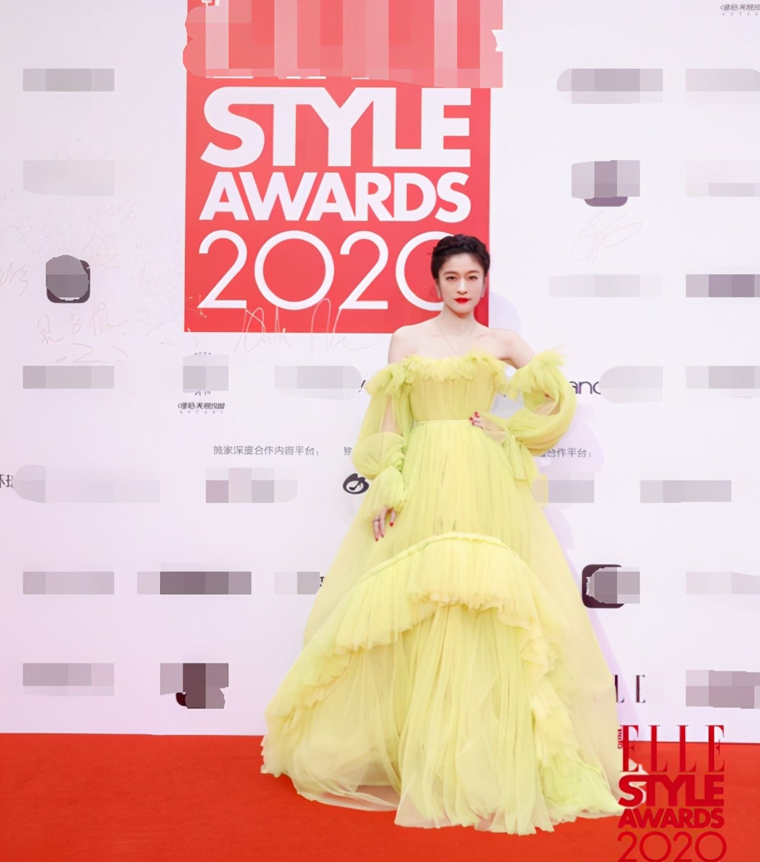 半个娱乐圈参加风尚大典，马伊琍瘦到颧骨凹陷，杨幂唐嫣又碰一起
