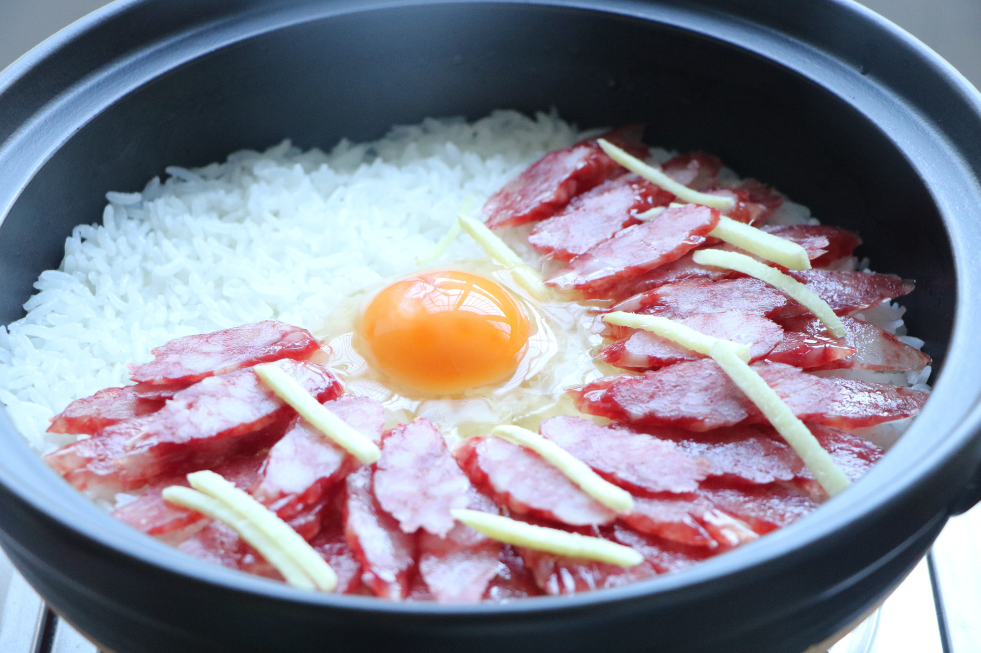 立冬了，超級好吃的懶人煲仔飯，簡單省事，比叫外賣強多了