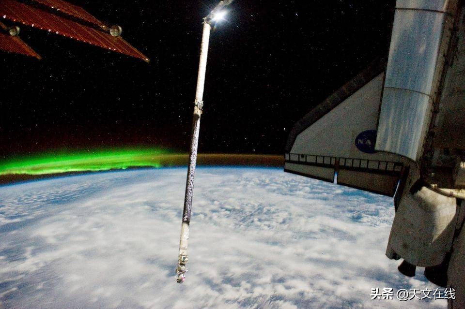 美国宇航局从漂亮的太空中，发现了有史以来最美的极光
