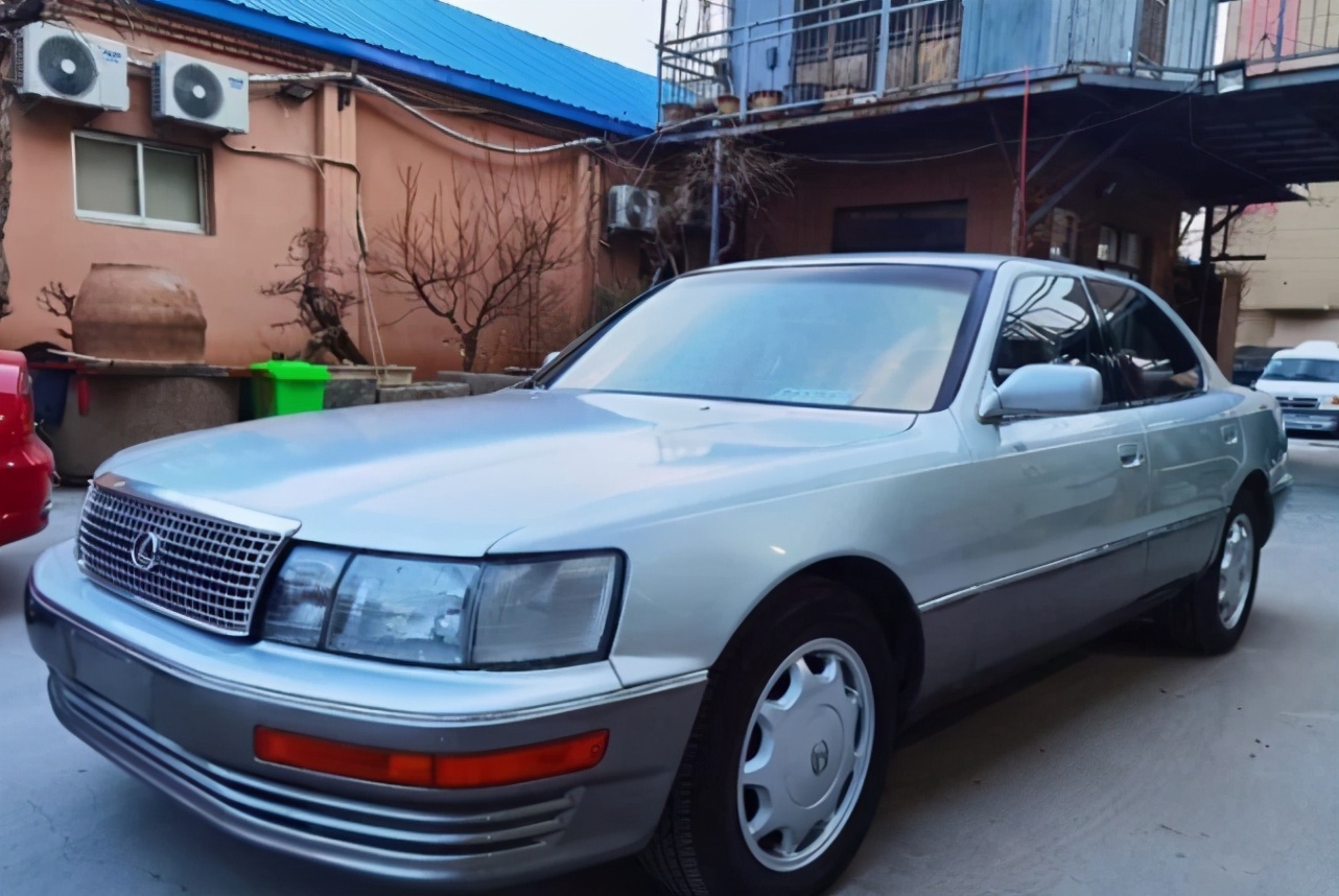 小夥花6萬買輛1995款雷車ls400 為情懷買單 一個月後將其退回 二手車教授 Mdeditor