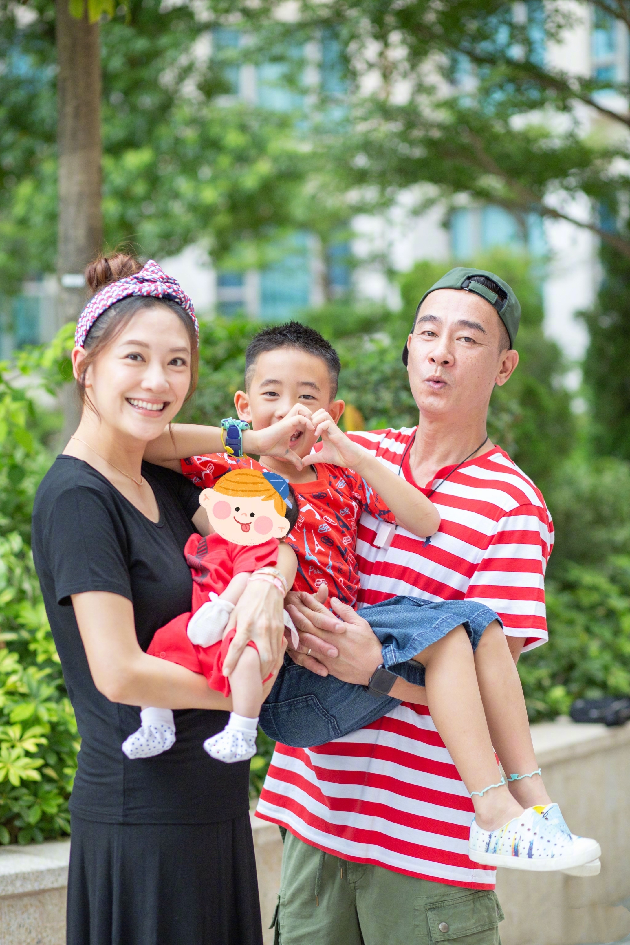 應采兒透露Jasper轉學到香港，希望他考上清華北大或耶魯