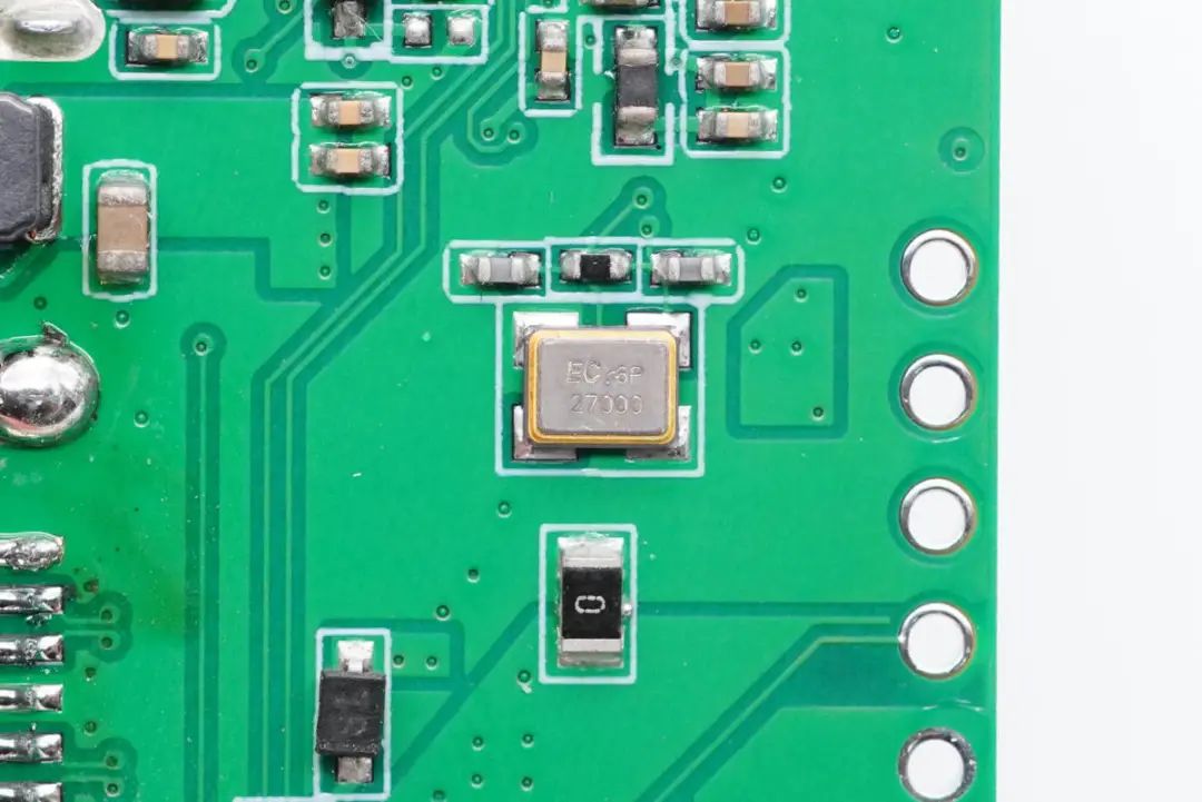 这款拓展坞可让笔记本直接联网，用户都说好，内部黑科技揭晓