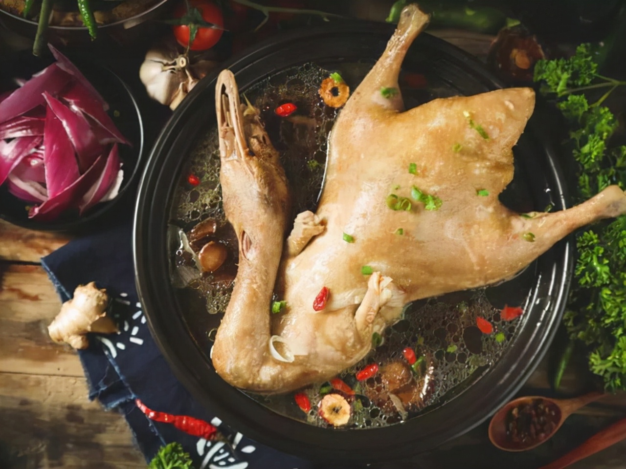 同样是汤，为什么广东人煲出来的就那么好喝？原来需要这6个技巧