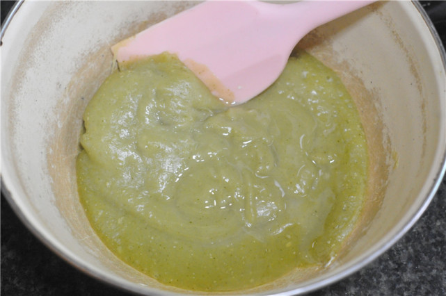 几样食材搭配做早餐，一拌一蒸再包好，凉吃更带劲！真香糯呀