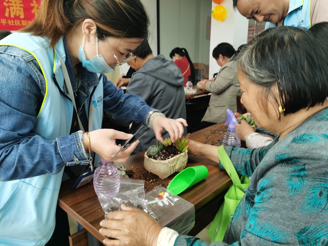 南京市江北新区大厂街道和平社区开展残疾人关爱活动