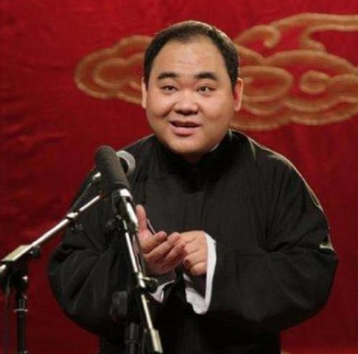 侯震：上班时间打游戏，为啥什么都不干郭德纲